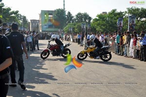 TVS Apache Pro Performance at Necklace Road, Hyderabad