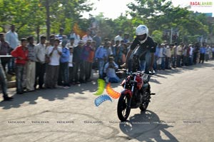 TVS Apache Pro Performance at Necklace Road, Hyderabad