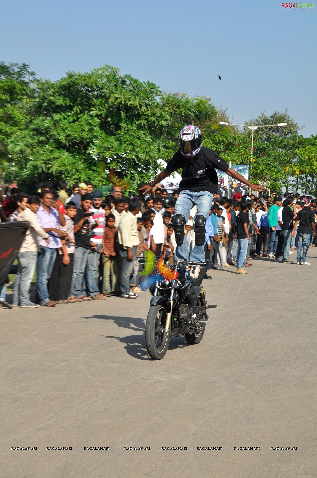 TVS Apache Pro Performance Show