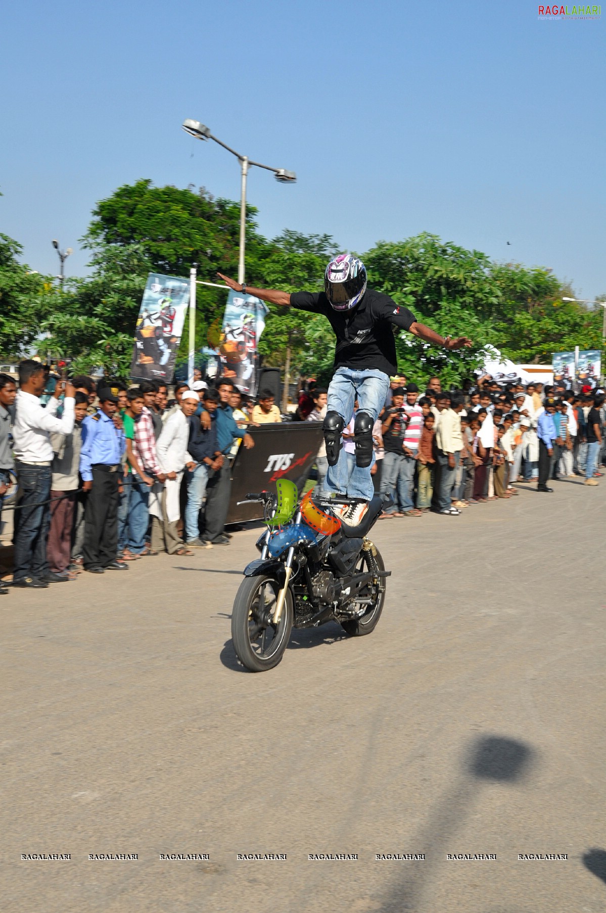 TVS Apache Pro Performance Show