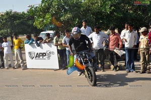 TVS Apache Pro Performance at Necklace Road, Hyderabad