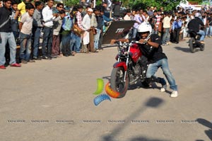 TVS Apache Pro Performance at Necklace Road, Hyderabad