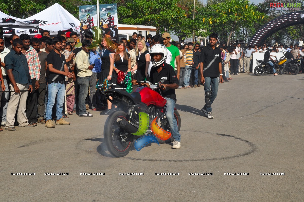 TVS Apache Pro Performance Show