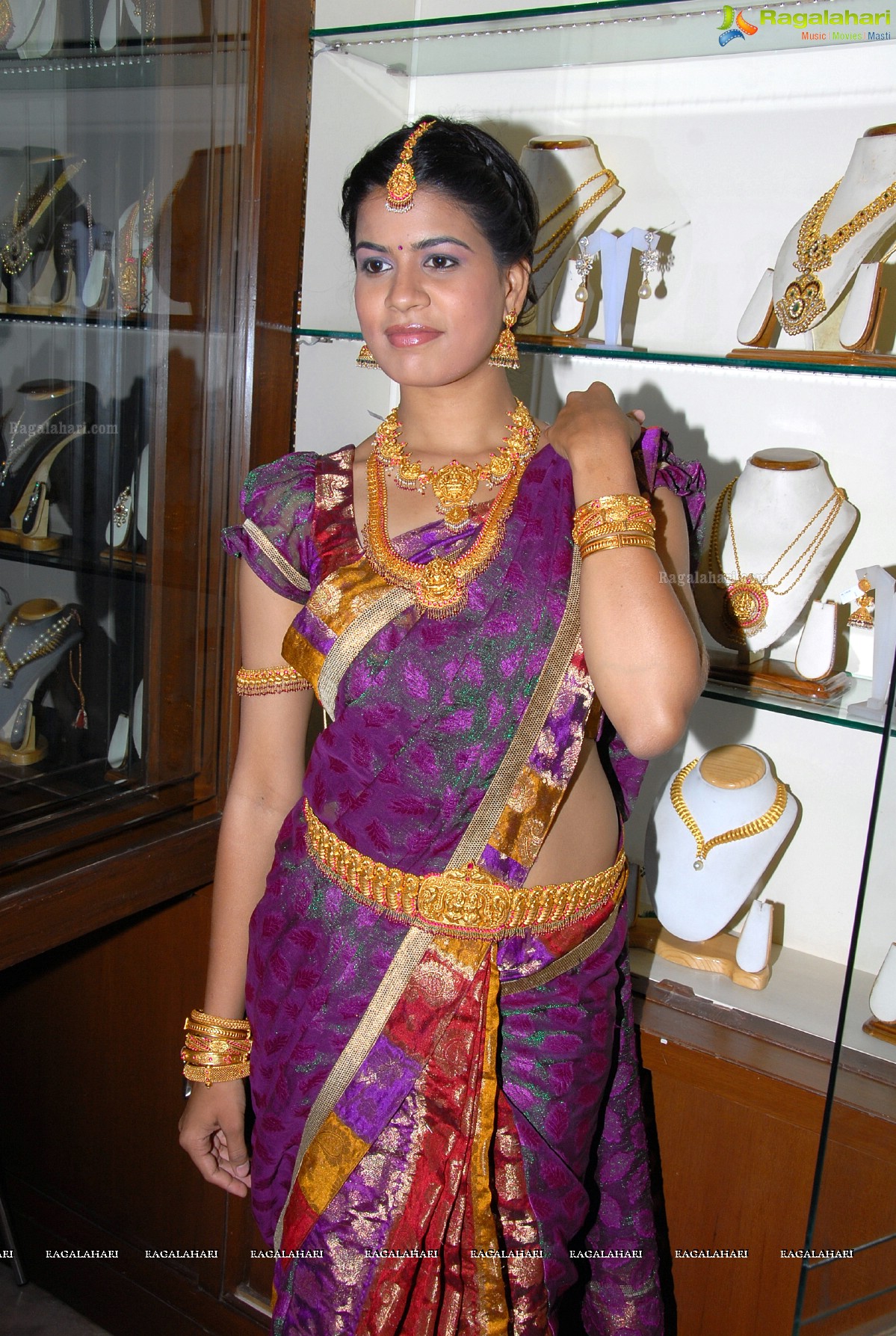 Abharanam Jewellery Exhibition at HIYA