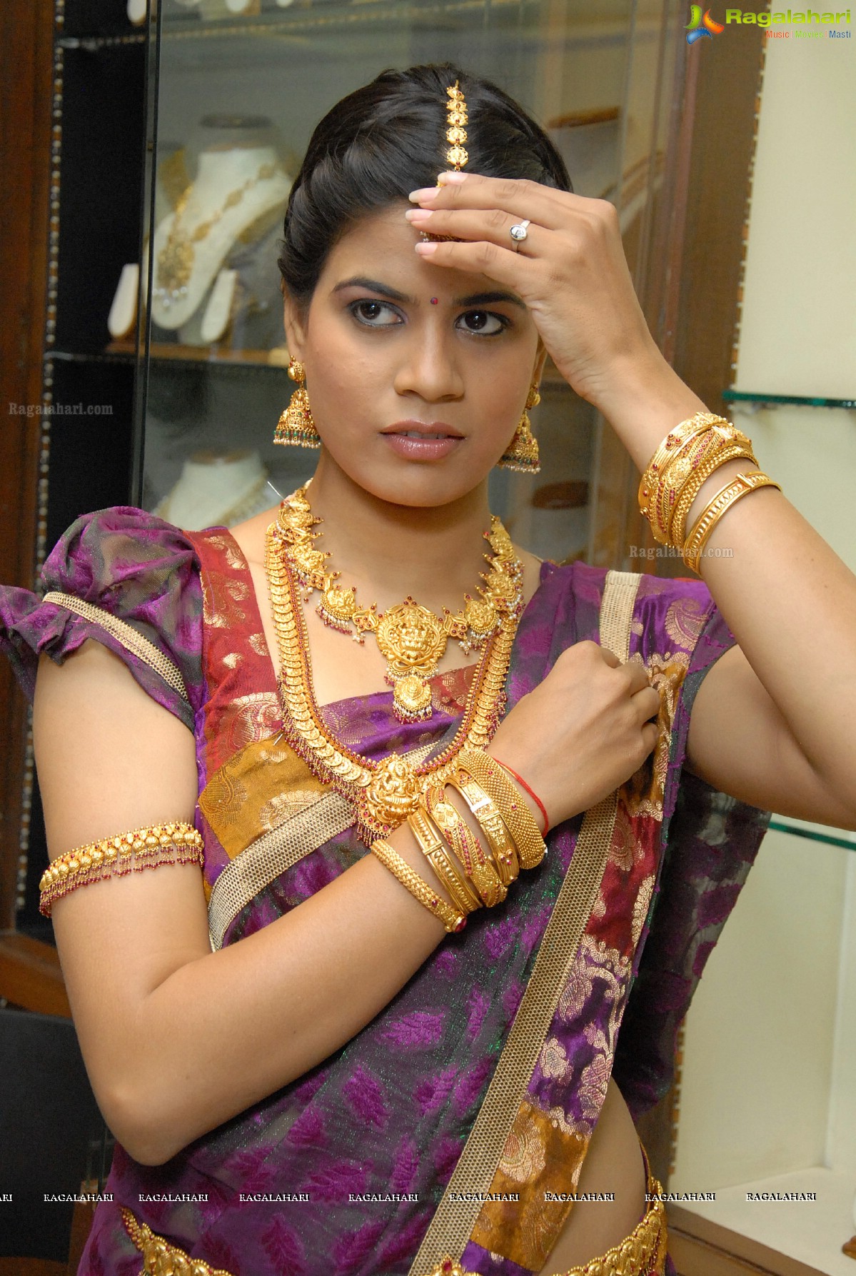 Abharanam Jewellery Exhibition at HIYA