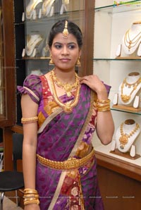 Abharanam Jewellery Exhibition Curtain Raiser Press meet at Hiya