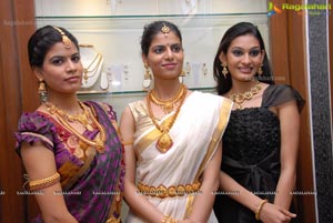 Abharanam Jewellery Exhibition Curtain Raiser Press meet at Hiya