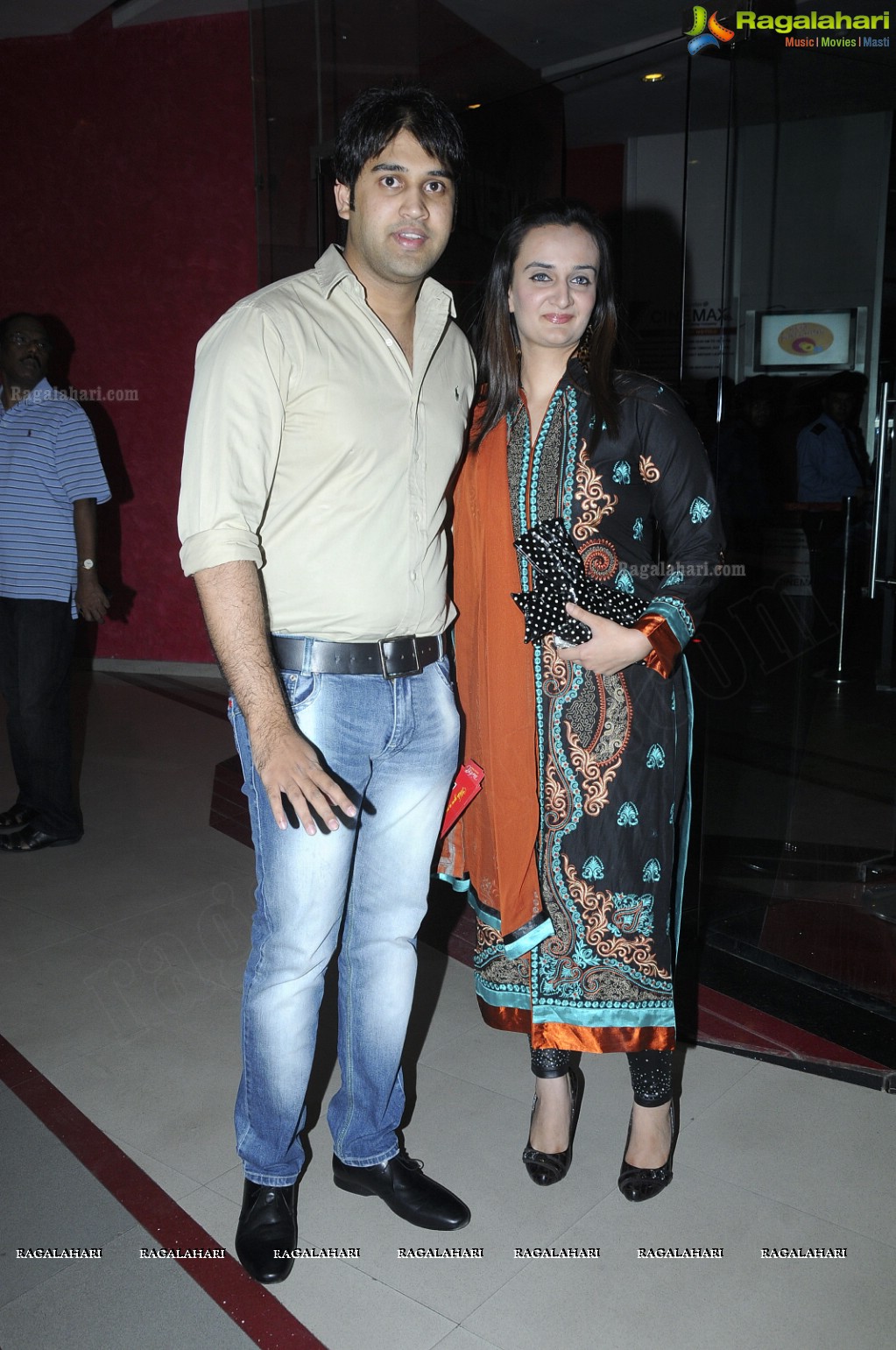 'Agent Vinod' Special Screening by Bisket Srikanth