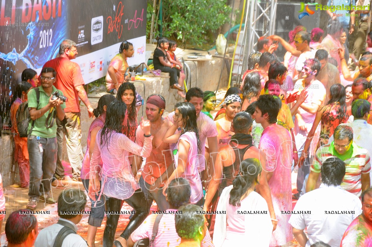 Big Fat Holi Bash 2012 at Taj Banjara