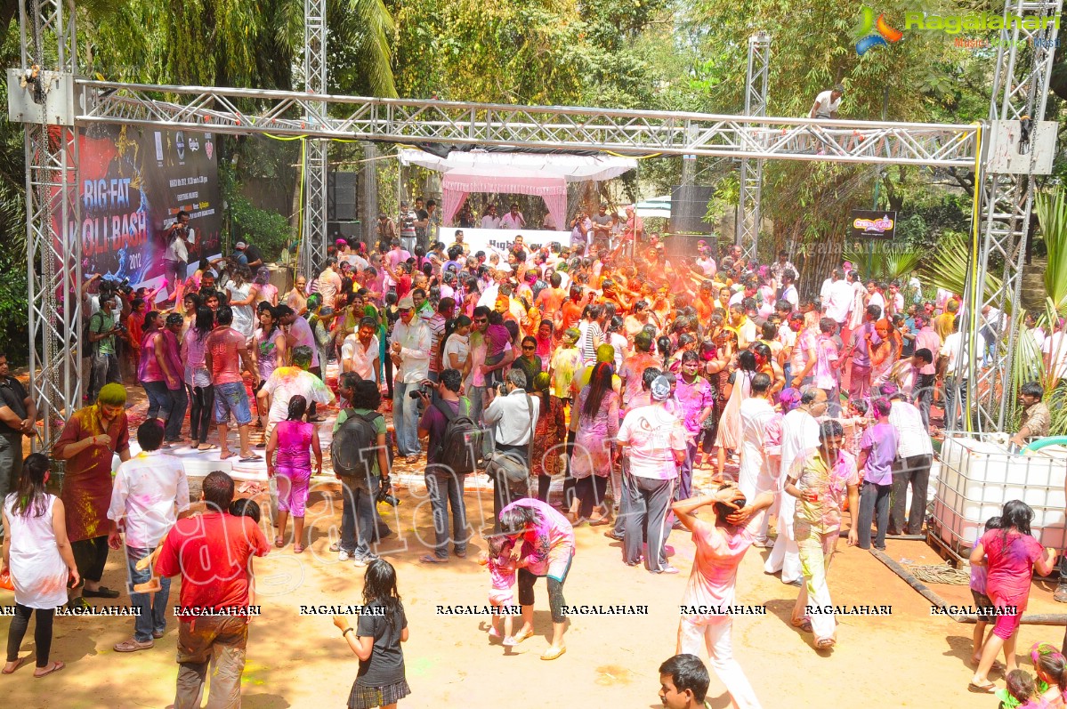 Big Fat Holi Bash 2012 at Taj Banjara