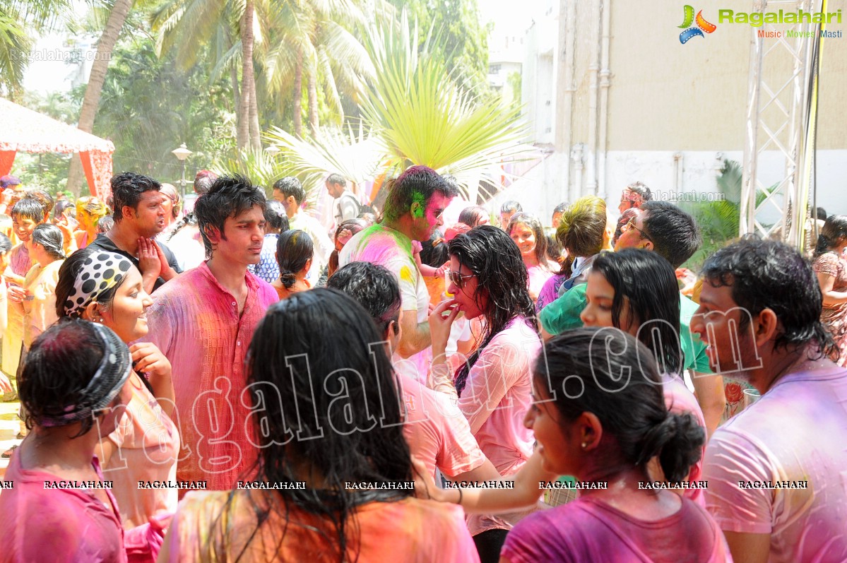 Big Fat Holi Bash 2012 at Taj Banjara