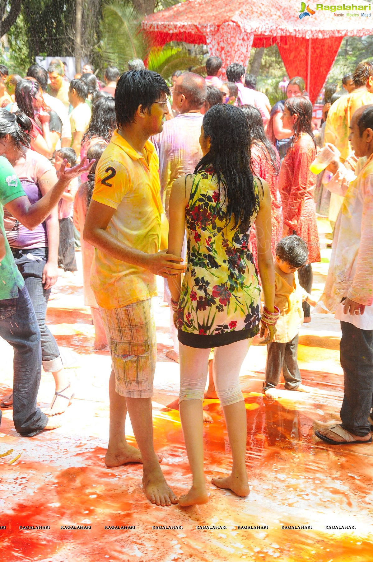 Big Fat Holi Bash 2012 at Taj Banjara