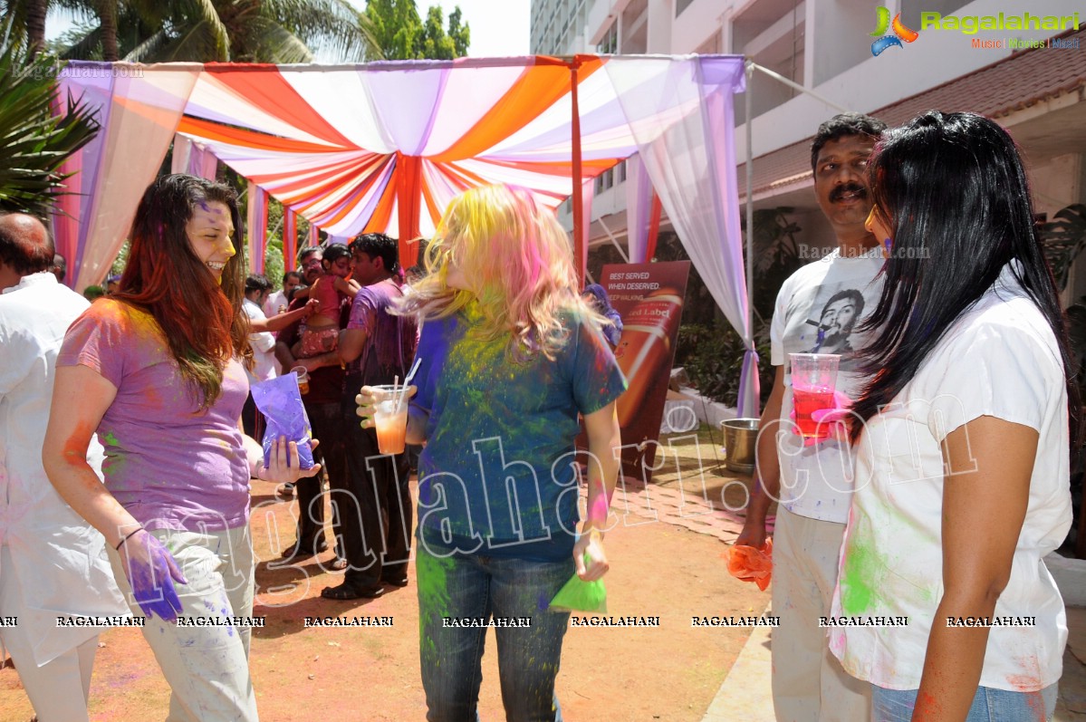 Big Fat Holi Bash 2012 at Taj Banjara