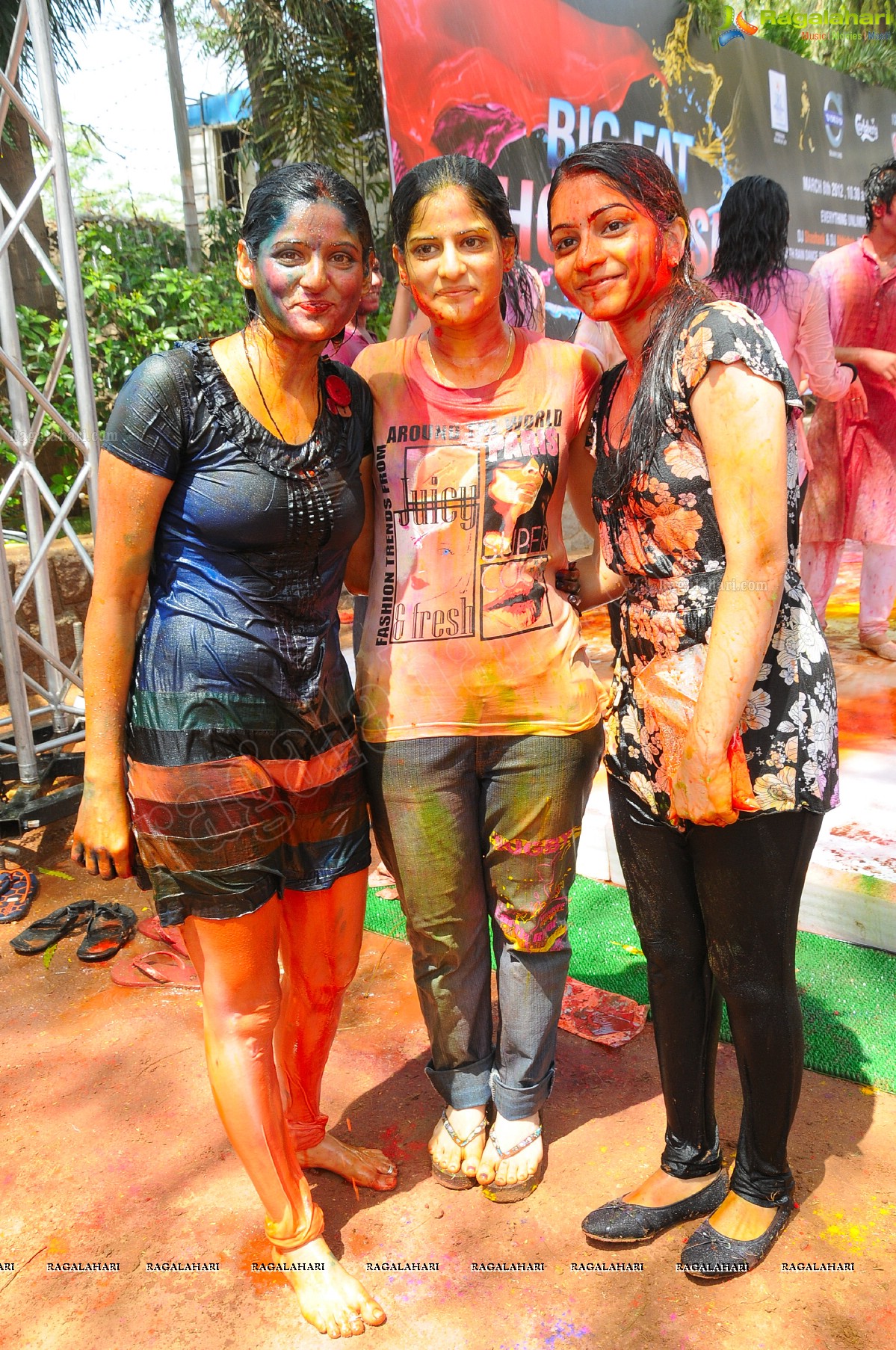 Big Fat Holi Bash 2012 at Taj Banjara