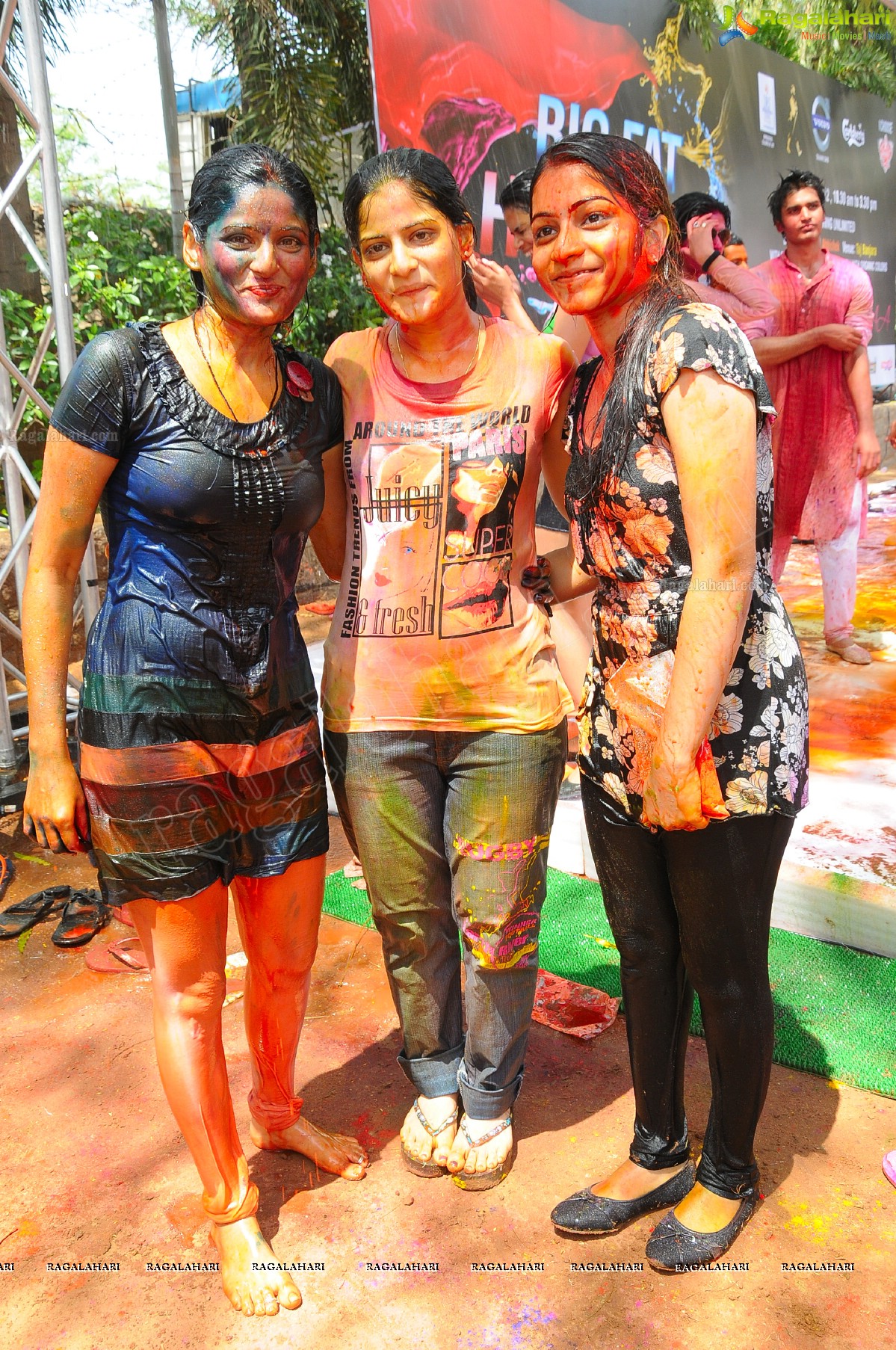 Big Fat Holi Bash 2012 at Taj Banjara