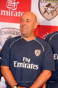 Emirates Sponsors Deccan Chargers