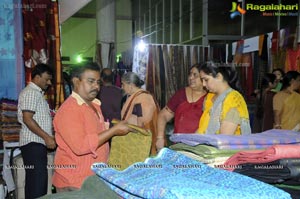 Lepakshi Cotton & Silk Fab at Satya Sai Nigamagamam