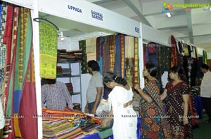 Lepakshi Cotton & Silk Fab at Satya Sai Nigamagamam