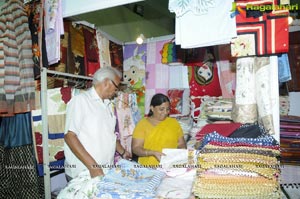 Lepakshi Cotton & Silk Fab at Satya Sai Nigamagamam