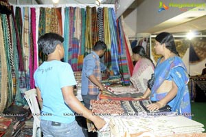 Lepakshi Cotton & Silk Fab at Satya Sai Nigamagamam