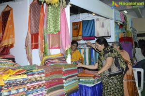 Lepakshi Cotton & Silk Fab at Satya Sai Nigamagamam