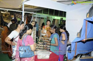 Lepakshi Cotton & Silk Fab at Satya Sai Nigamagamam