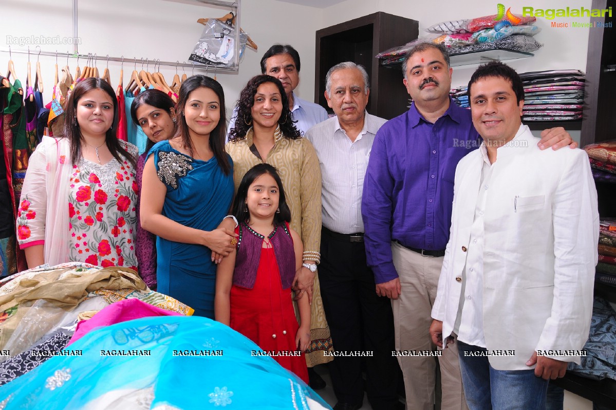 Mehak's Designer Studio Launch by Neelam Gouhranii