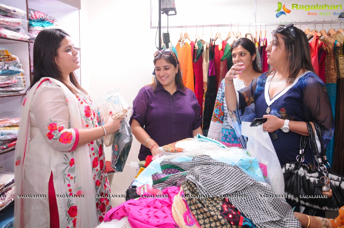 Mehak's Designer Studio Launch by Neelam Gouhranii