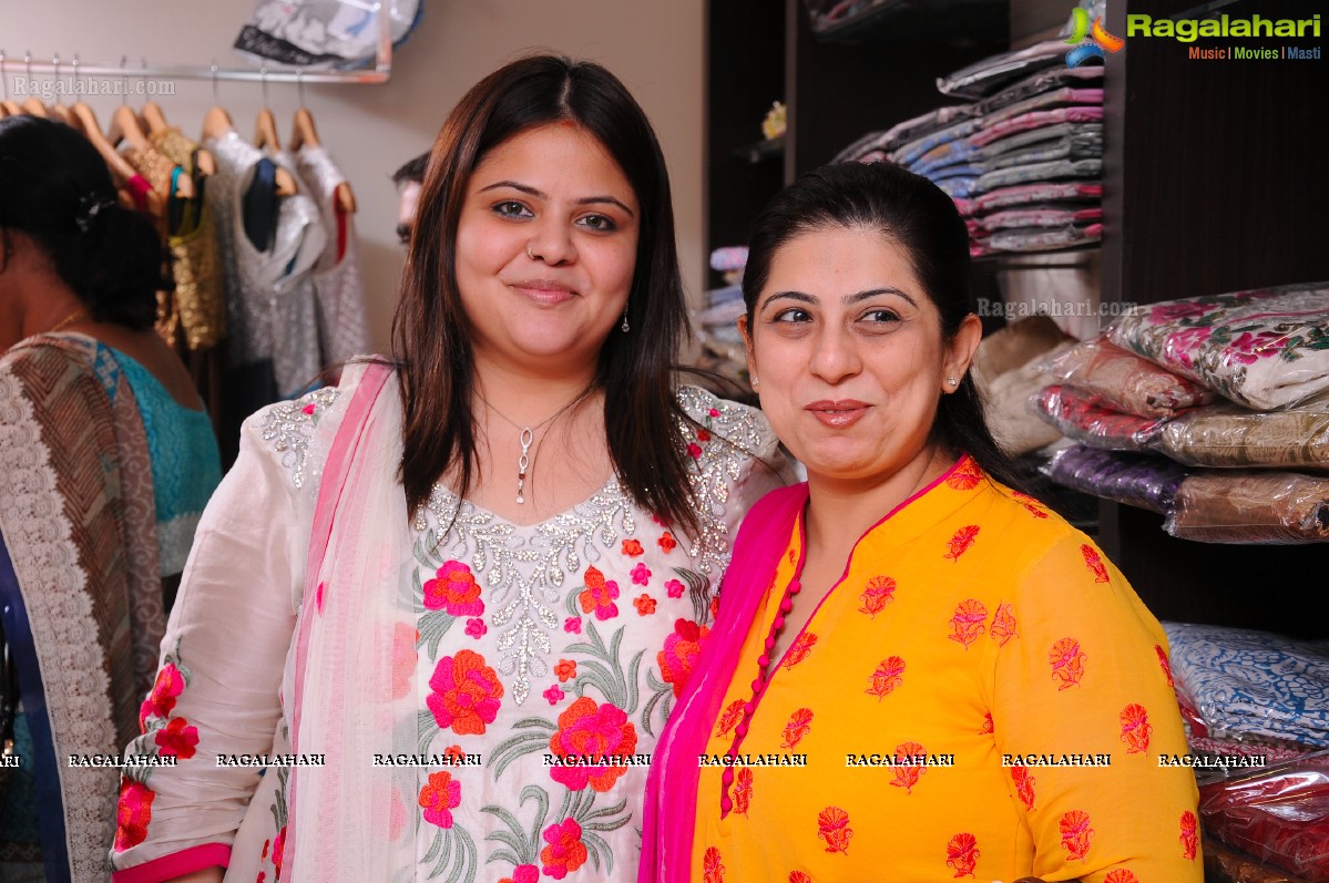 Mehak's Designer Studio Launch by Neelam Gouhranii