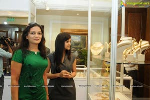 Shilpa Shirodkar Jewellery Art Exhibition