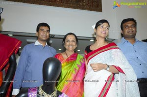 Shradha Das Launches Usha Raghunathan's Choli Collection at Singhania's