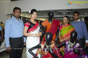 Shradha Das Launches Usha Raghunathan's Choli Collection at Singhania's