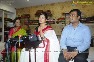 Shradha Das Launches Usha Raghunathan's Choli Collection at Singhania's