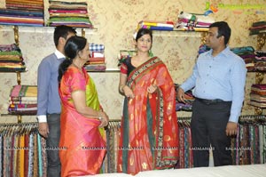 Shradha Das Launches Usha Raghunathan's Choli Collection at Singhania's