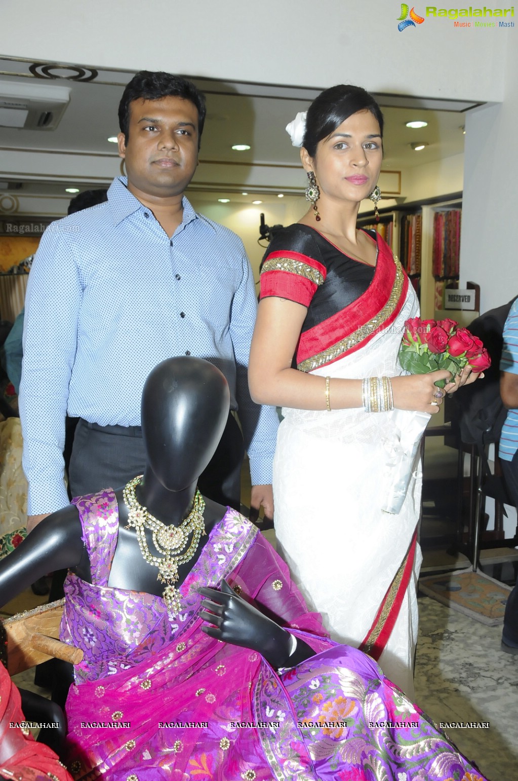 Shraddha Das Launches Usha Raghunathan's Choli Collection at Singhania's