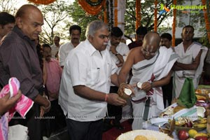 Sunil-Isha Chawla Film Muhurat