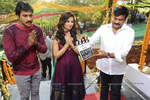 Sunil-Isha Chawla Film Muhurat