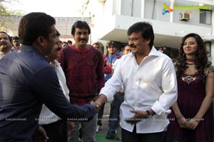 Sunil-Isha Chawla Film Muhurat