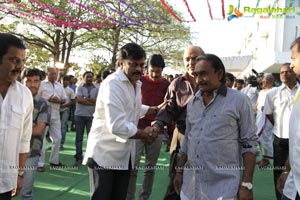 Sunil-Isha Chawla Film Muhurat