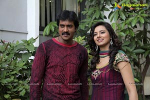 Sunil-Isha Chawla Film Muhurat