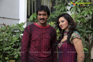 Sunil-Isha Chawla Film Muhurat