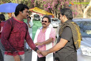 Sunil-Isha Chawla Film Muhurat