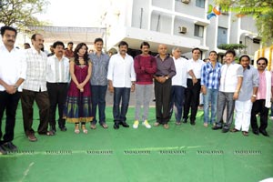 Sunil-Isha Chawla Film Muhurat