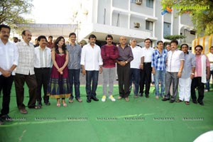 Sunil-Isha Chawla Film Muhurat