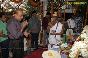 Sunil-Isha Chawla Film Muhurat