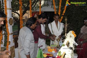 Sunil-Isha Chawla Film Muhurat