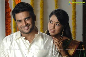 Aarya, Madhavan, Sameera Reddy, Amala Paul