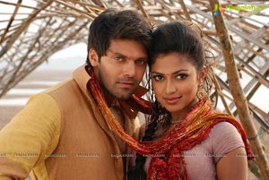 Aarya, Madhavan, Sameera Reddy, Amala Paul