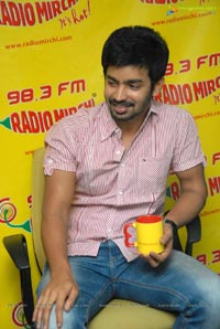 Back Bench Student Radio Mirchi