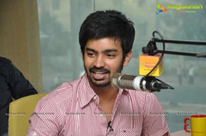 Back Bench Student Radio Mirchi